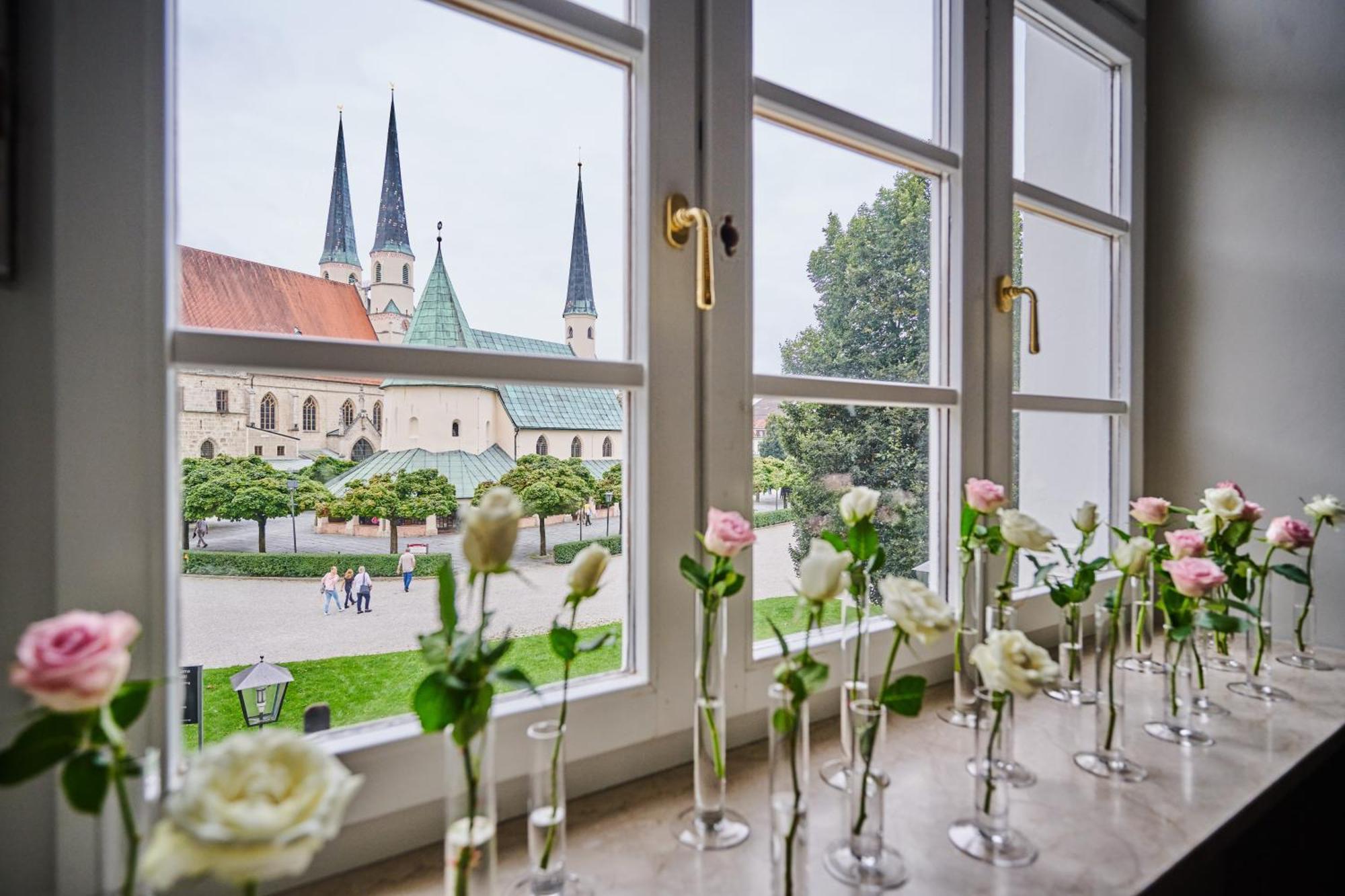 Hotel Zur Post Altoetting Экстерьер фото